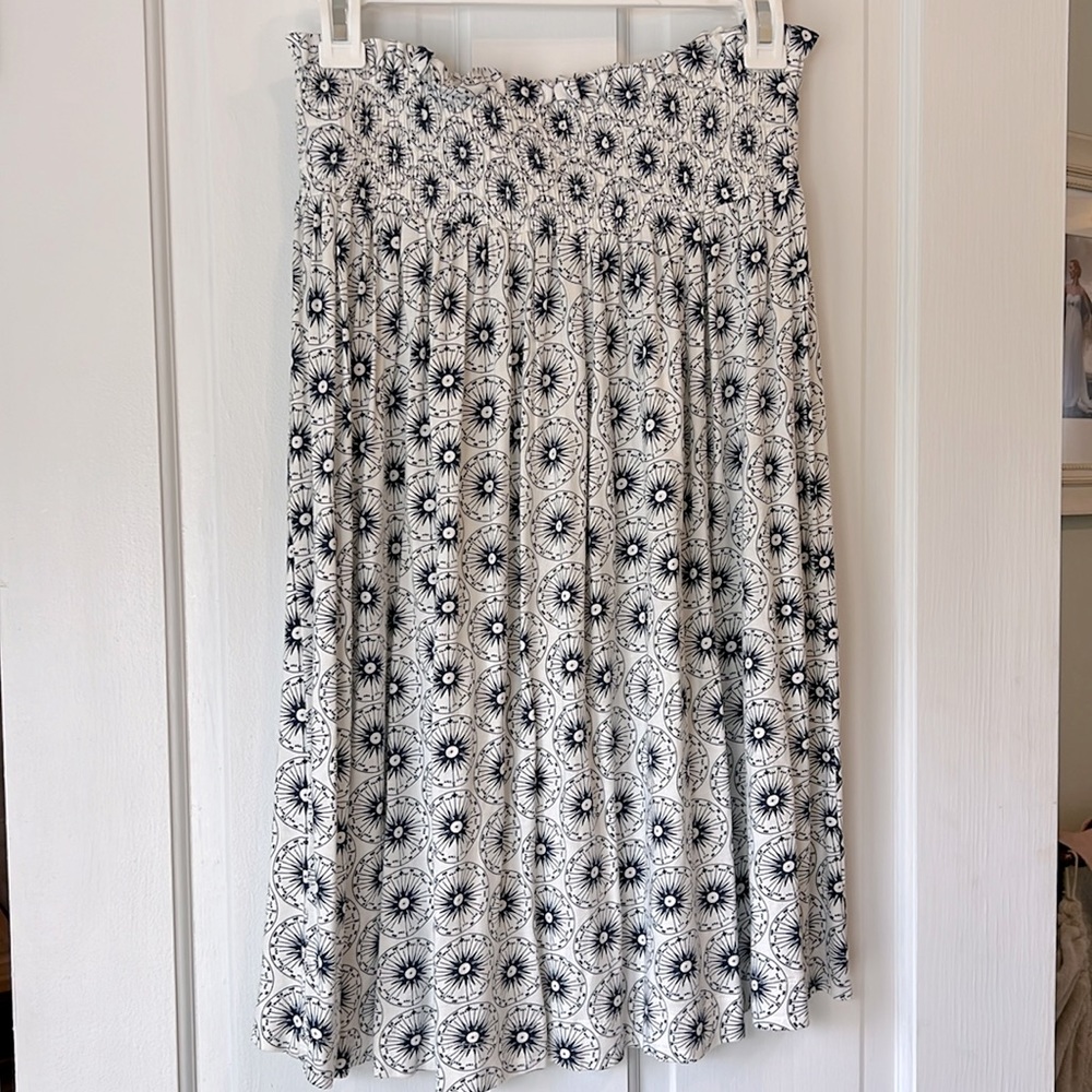 Kate Quinn, women’s bamboo, XS, smocked skirt